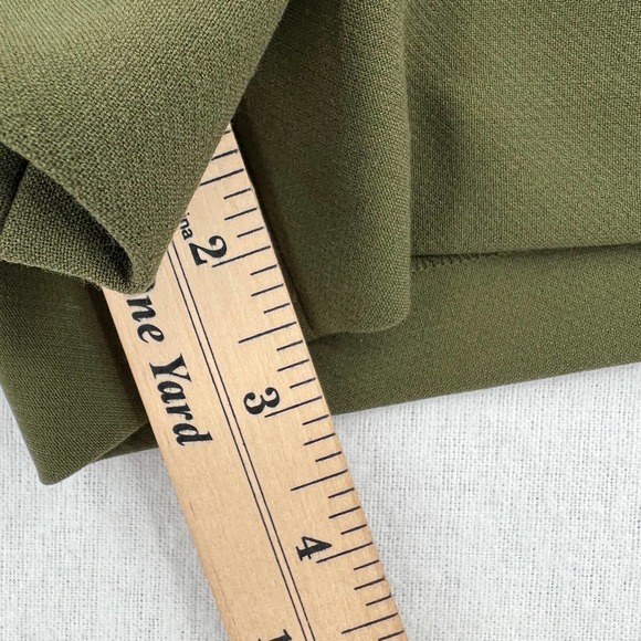 ALICE + OLIVIA Shorts Womens 6 Olive Green Cady High Waist Clean Short NWT - Picture 16 of 16